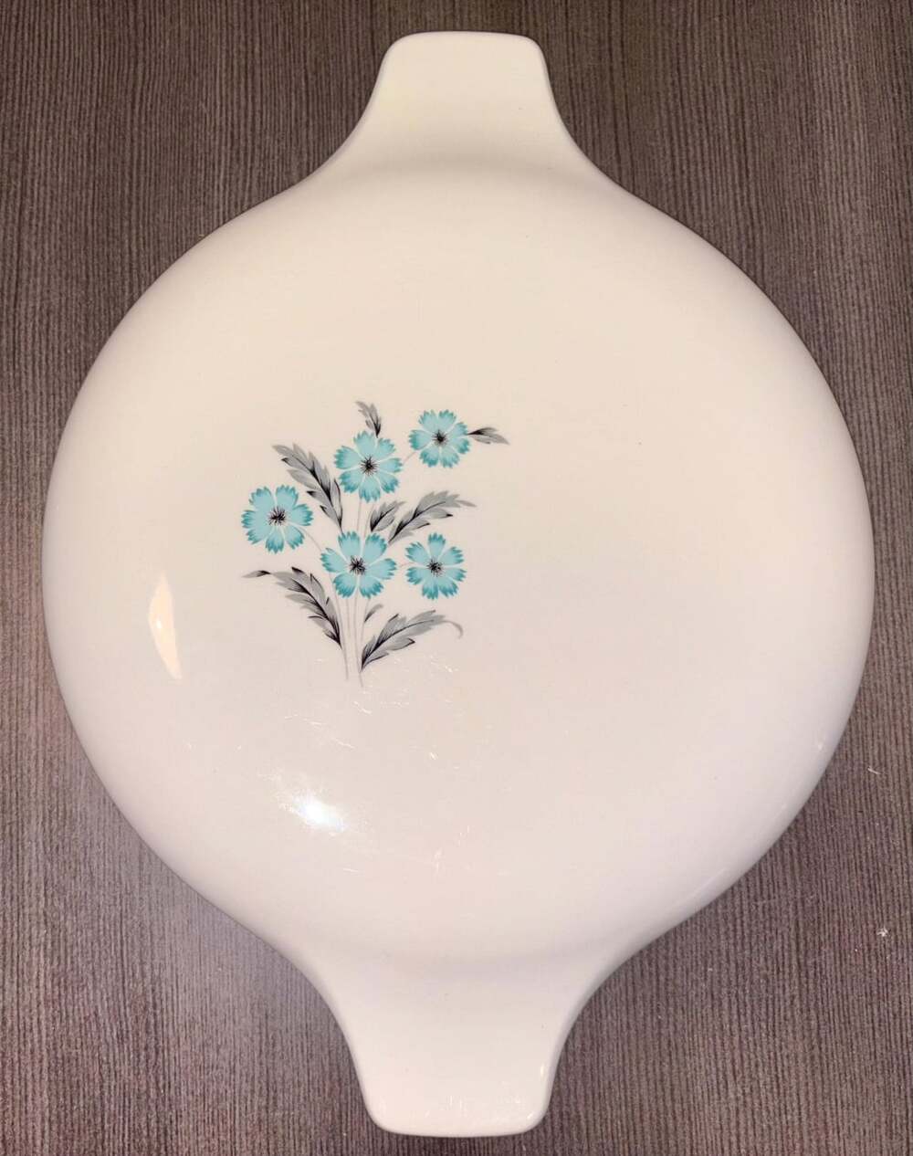 Mid-Century Modern Magic: Vintage Taylor, Smith & Taylor Boutonniere Casserole L